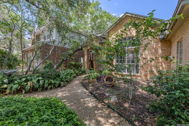 2039 Thicket Trail Dr, San Antonio, TX 78248