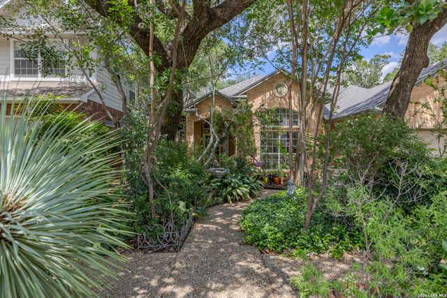 2039 Thicket Trail Dr, San Antonio, TX 78248