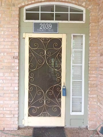 2039 Thicket Trail Dr, San Antonio, TX 78248