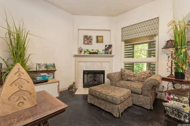 2039 Thicket Trail Dr, San Antonio, TX 78248