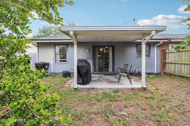 1328 BAY HILL Boulevard B, Orange Park, FL 32065