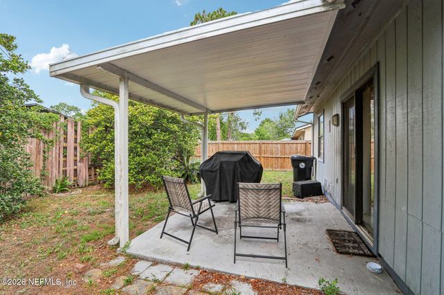 1328 BAY HILL Boulevard B, Orange Park, FL 32065