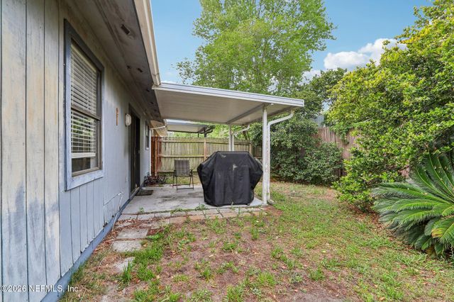 1328 BAY HILL Boulevard B, Orange Park, FL 32065