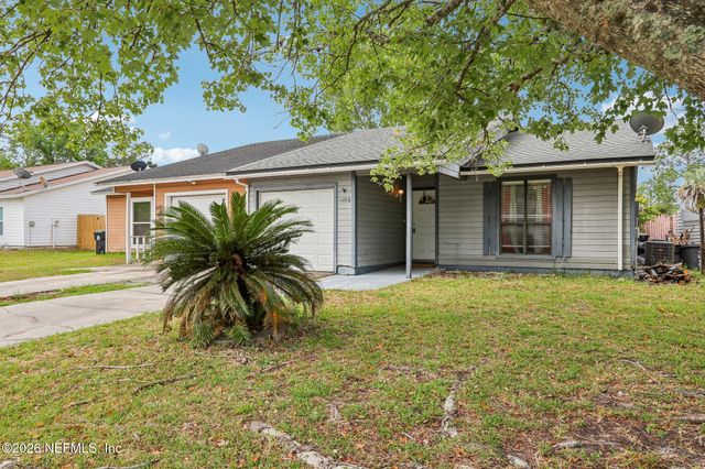1328 BAY HILL Boulevard B, Orange Park, FL 32065