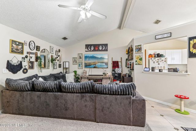 1328 BAY HILL Boulevard B, Orange Park, FL 32065