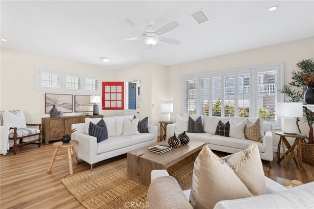 428 E Bay Avenue, Newport Beach, CA 92661