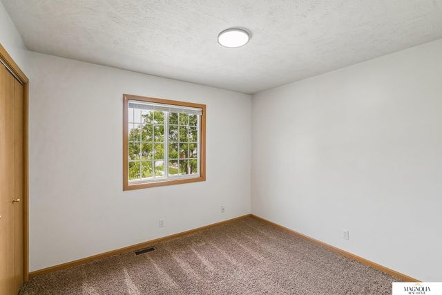 3501 W Plum Street, Lincoln, NE 68522