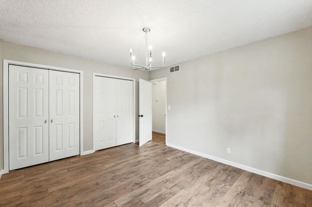 11912 W Bella Vista Cir, Wichita, KS 67212