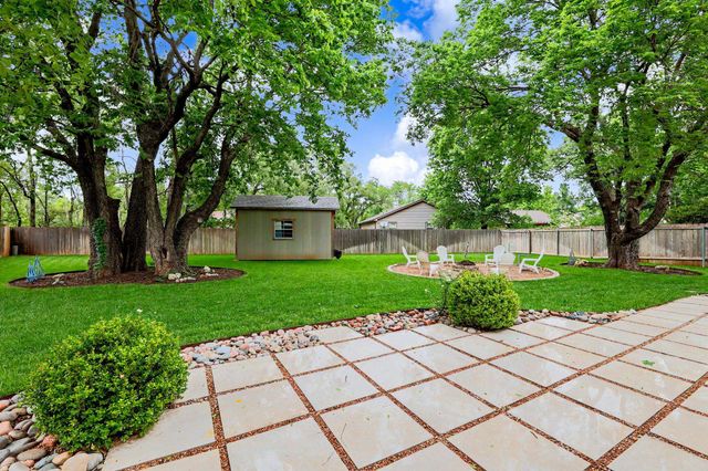 11912 W Bella Vista Cir, Wichita, KS 67212