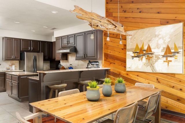 927 Challenger, Lakeway, TX 78734