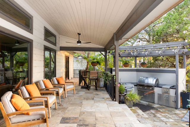 927 Challenger, Lakeway, TX 78734