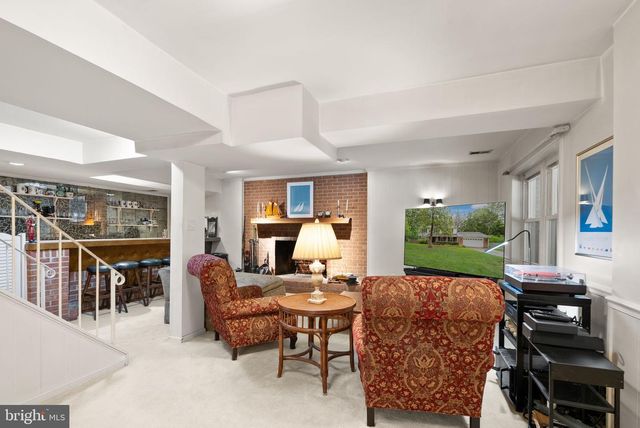 1516 TUBA CT, Vienna, VA 22182