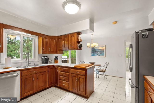 1516 TUBA CT, Vienna, VA 22182