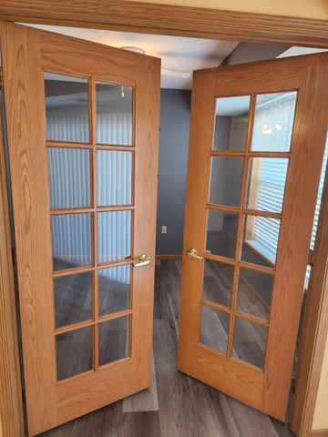 5650 Boone Avenue N 321, New Hope, MN 55428