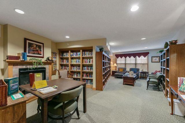 5650 Boone Avenue N 321, New Hope, MN 55428