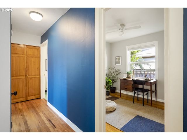 6504 N COMMERCIAL Ave 2, Portland, OR 97217