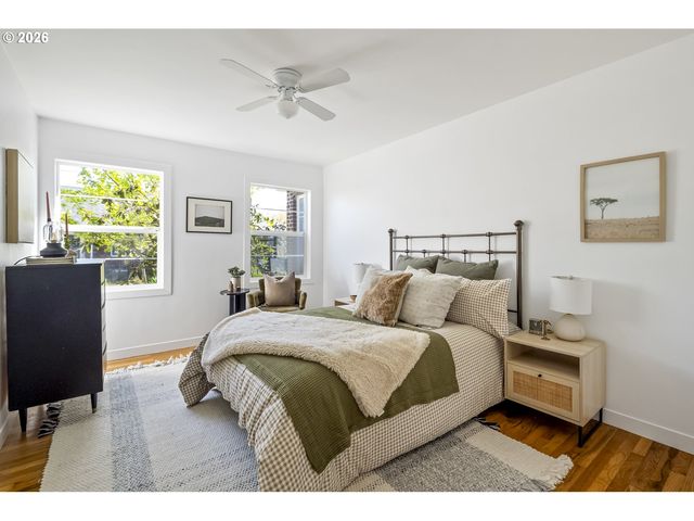 6504 N COMMERCIAL Ave 2, Portland, OR 97217