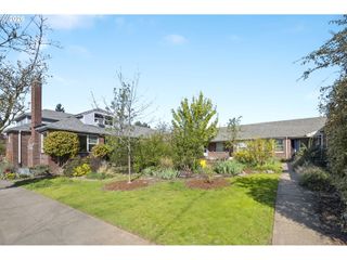 6504 N COMMERCIAL Ave 2, Portland, OR 97217
