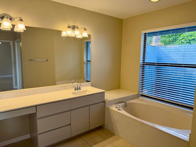 13427 Kingsbury Drive, Wellington, FL 33414