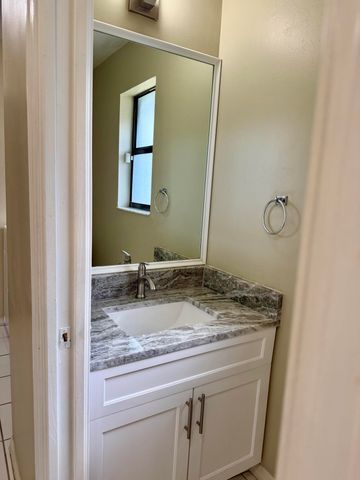 13427 Kingsbury Drive, Wellington, FL 33414