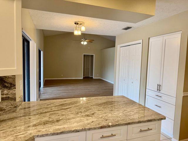 13427 Kingsbury Drive, Wellington, FL 33414