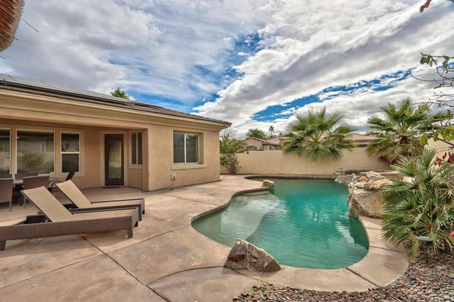 153 Merano Way, Palm Desert, CA 92211