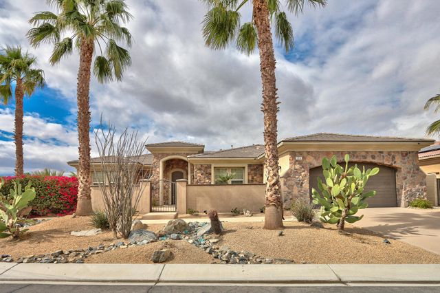 153 Merano Way, Palm Desert, CA 92211