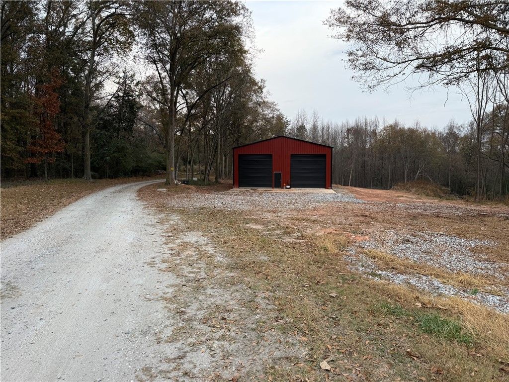 118 Sanders Road, Townville, SC 29689