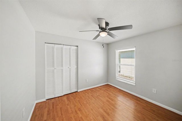 2424 CAMDEN OAKS PLACE, Valrico, FL 33594