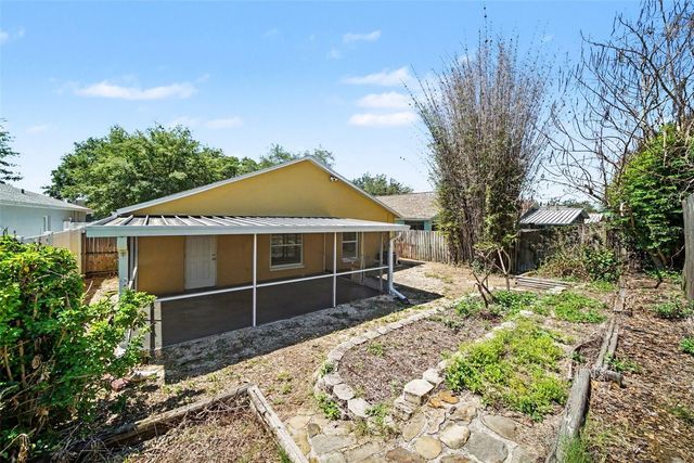 2424 CAMDEN OAKS PLACE, Valrico, FL 33594