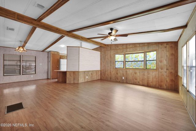 7633 PLUMWOOD Drive, Jacksonville, FL 32256