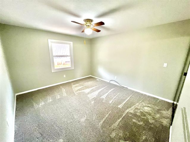 1002 Village Lane, Jenison, MI 49428