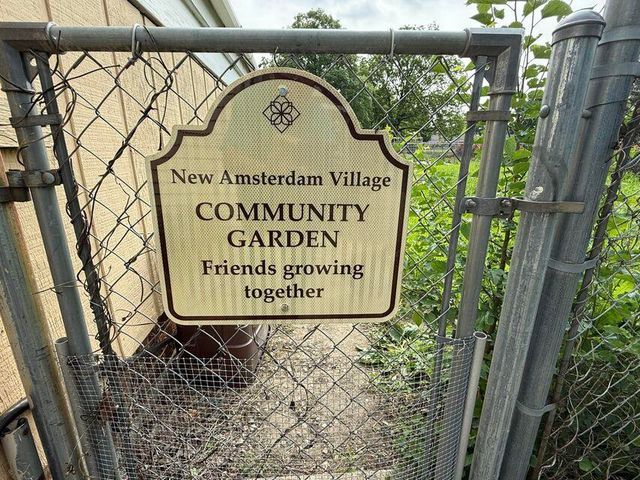 1002 Village Lane, Jenison, MI 49428