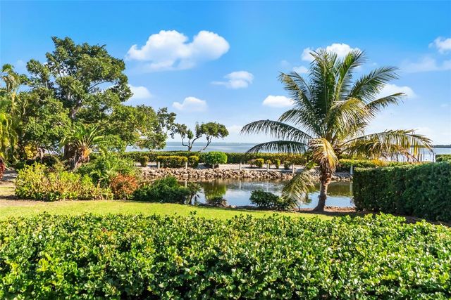 5382 SANDHAMN PLACE, Longboat Key, FL 34228