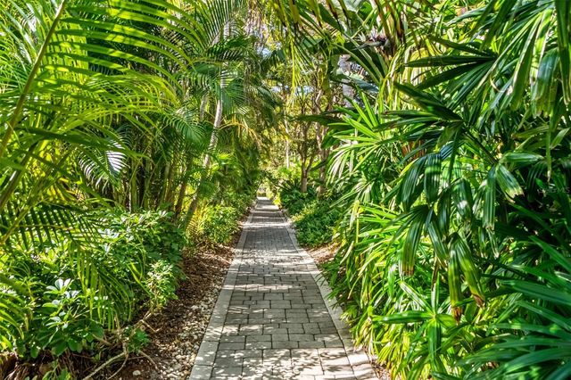 5382 SANDHAMN PLACE, Longboat Key, FL 34228