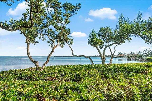 5382 SANDHAMN PLACE, Longboat Key, FL 34228