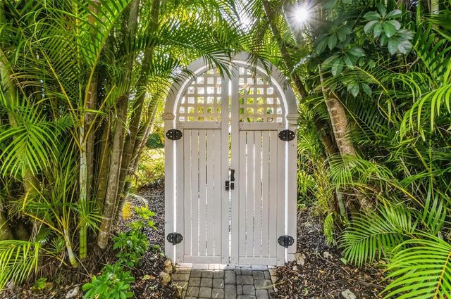 5382 SANDHAMN PLACE, Longboat Key, FL 34228