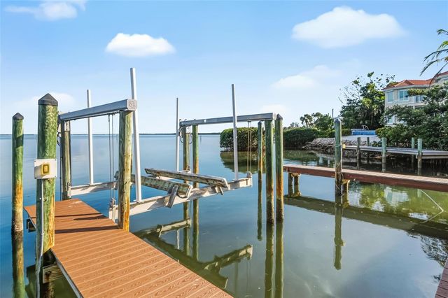 5382 SANDHAMN PLACE, Longboat Key, FL 34228
