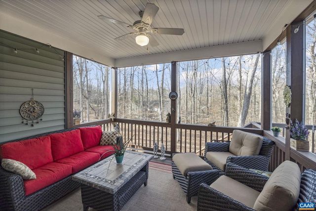 16 BRASSIE TER, Palmyra, VA 22963