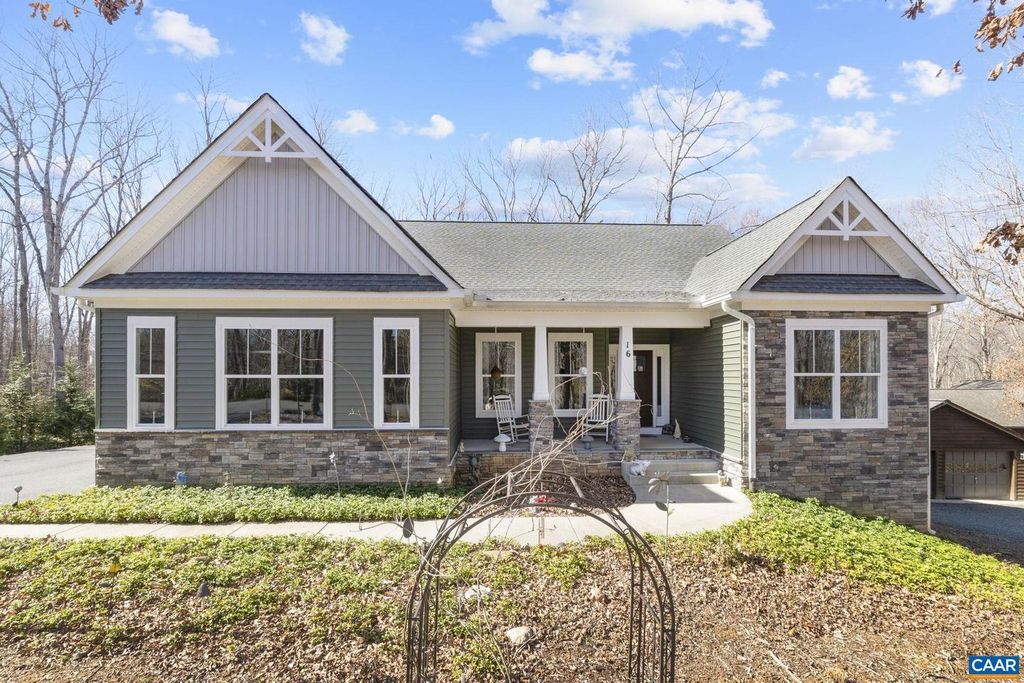 16 BRASSIE TER, Palmyra, VA 22963