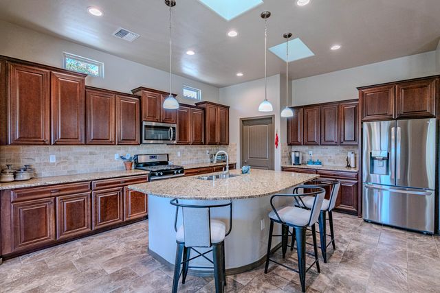 5935 S Sandia Court, Rio Rancho, NM 87144