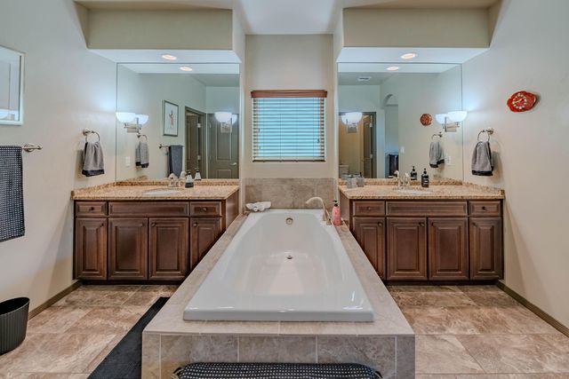 5935 S Sandia Court, Rio Rancho, NM 87144