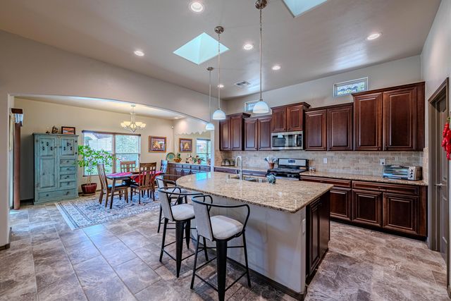 5935 S Sandia Court, Rio Rancho, NM 87144