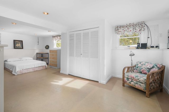 8 Jeremiah Lane, York, ME 03909