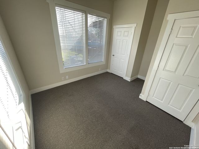 102 BAILEY AVE, San Antonio, TX 78210