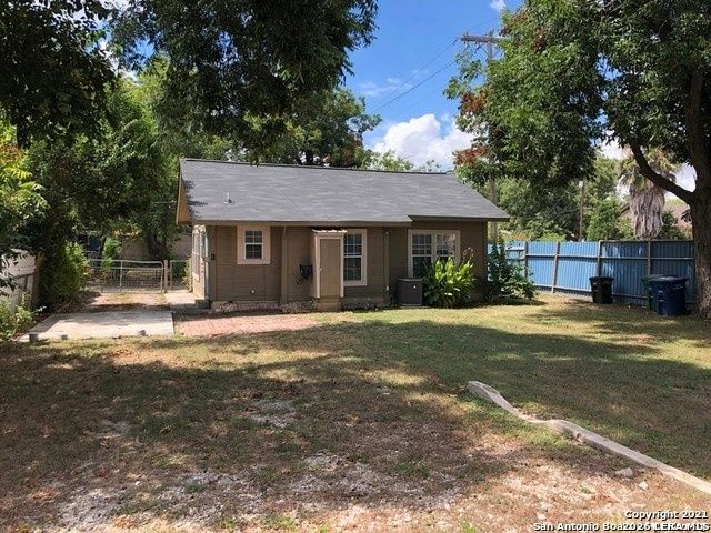 102 BAILEY AVE, San Antonio, TX 78210