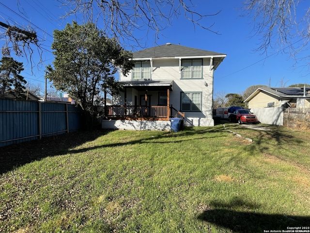 102 BAILEY AVE, San Antonio, TX 78210