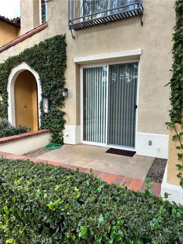6 Veroli Court, Newport Coast, CA 92657