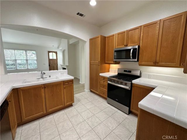 6 Veroli Court, Newport Coast, CA 92657