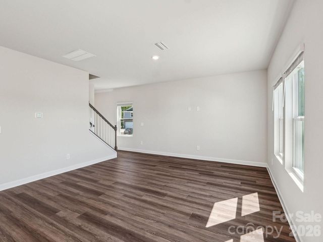 5507 Chambray Court, Cherryville, NC 28021